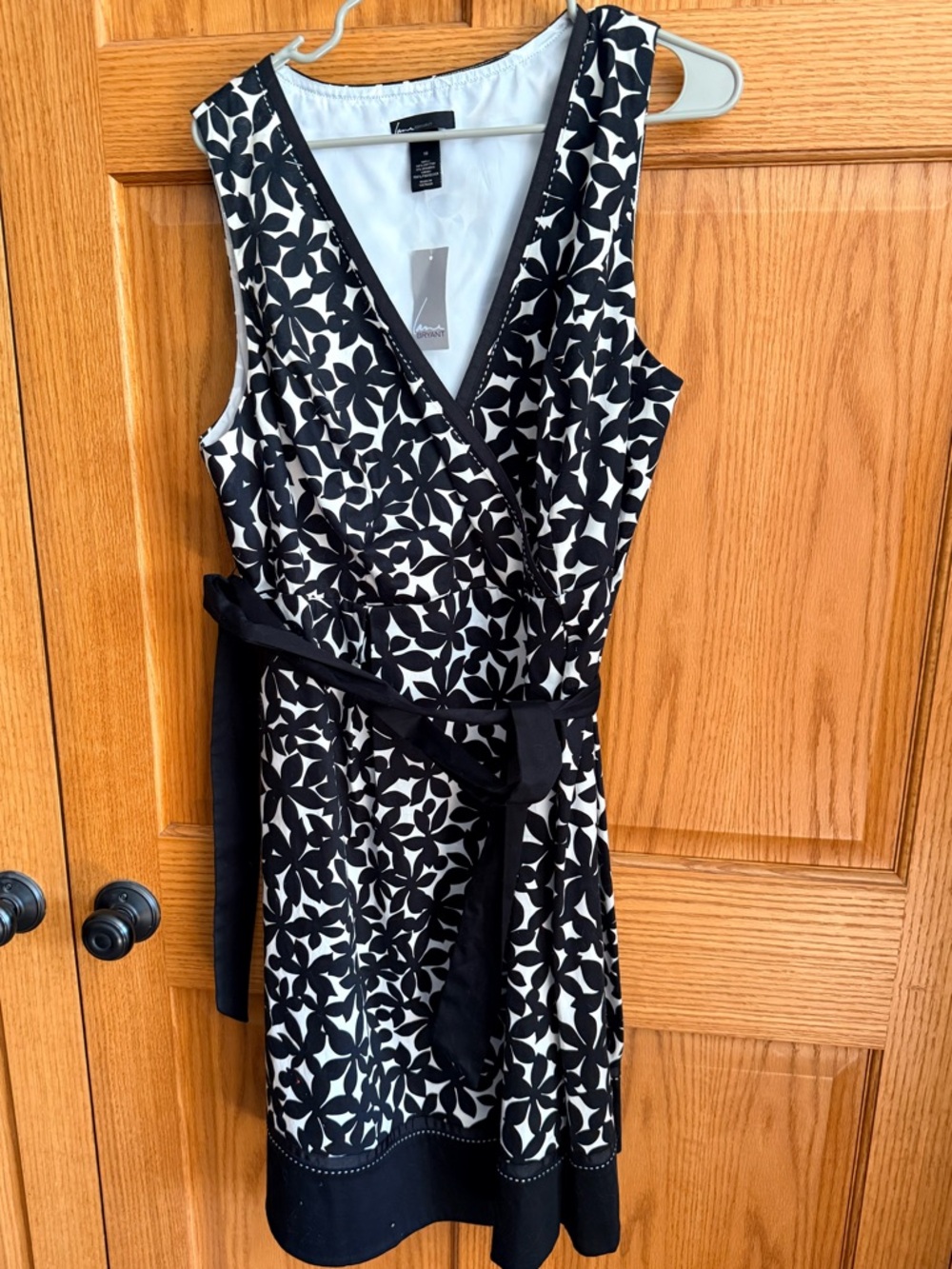 Lane Bryant Black & White Sleeveless Wrap-Style Midi Dress